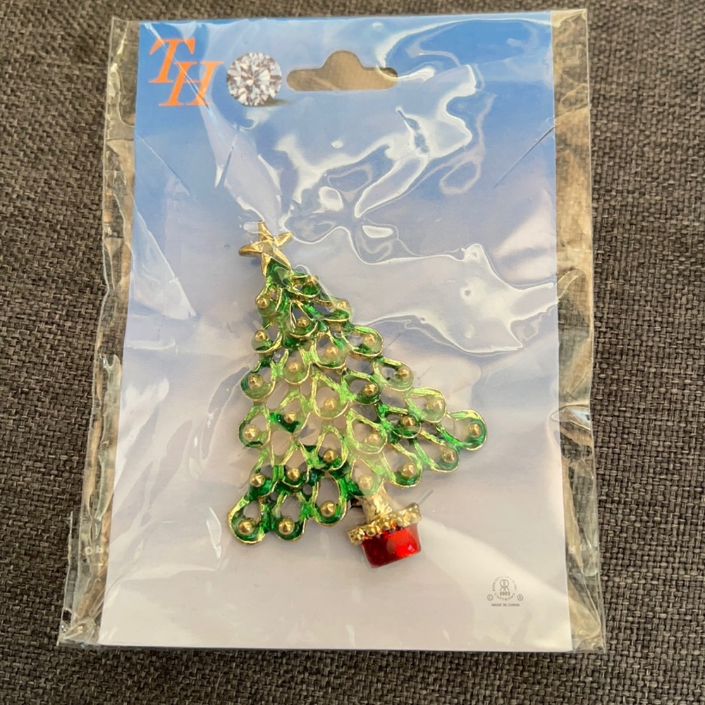 Christmas Tree Brooch Pin